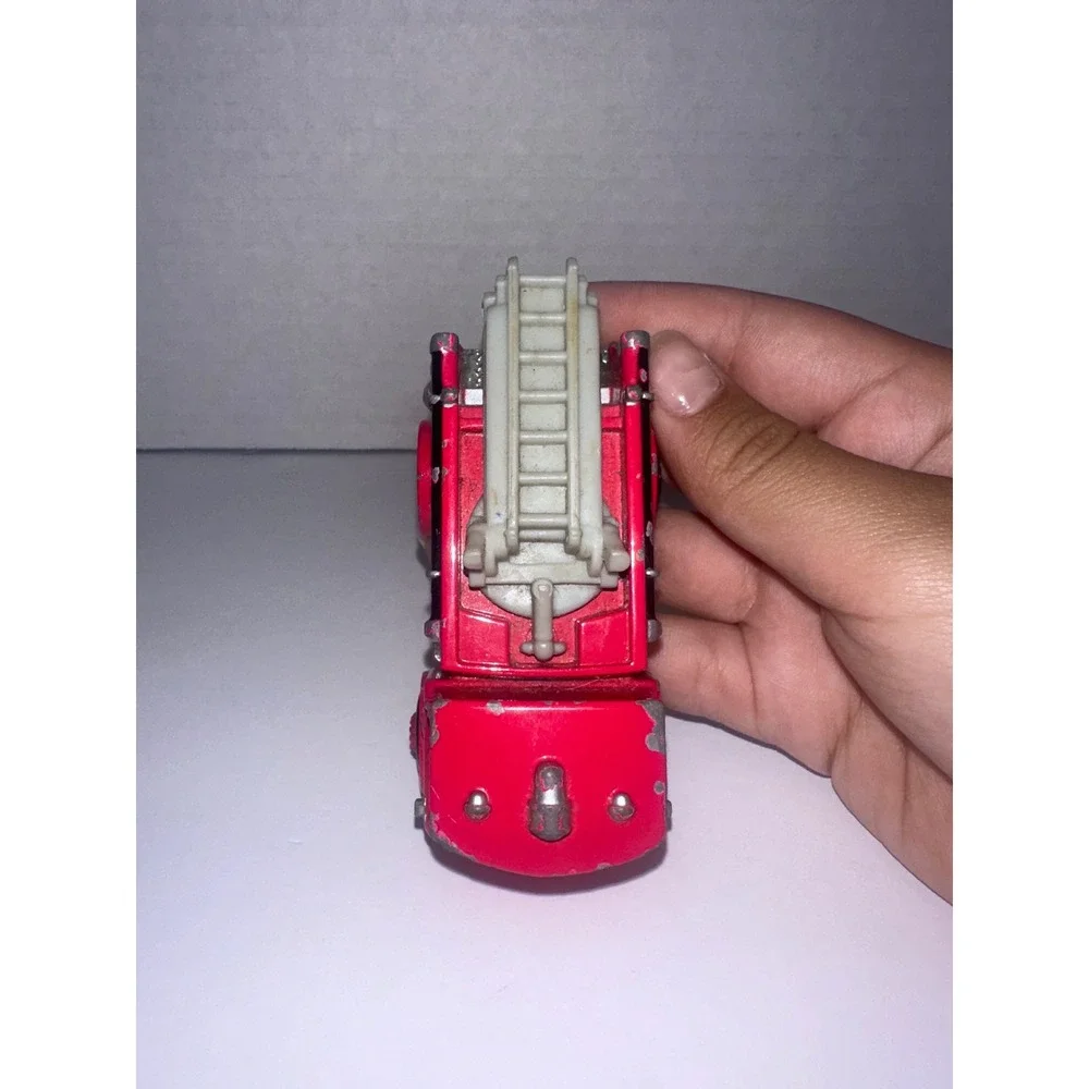 Disney Pixar Cars Red the Fire Truck Radiator Springs Diecast Toy Vehicle
